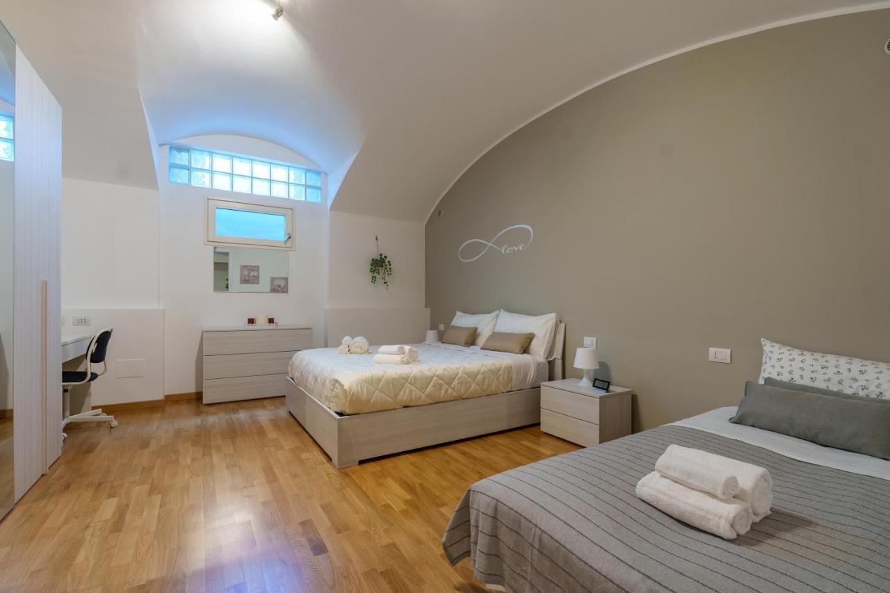 Centro Storico Duomo A 5 Minuti Love Suite Wifi Netflix Milan Luaran gambar